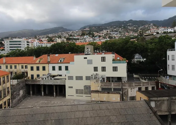 Aqua By Farmer's Market 푼샬