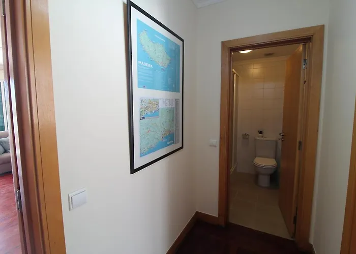 Aqua By Farmer's Market 公寓 *