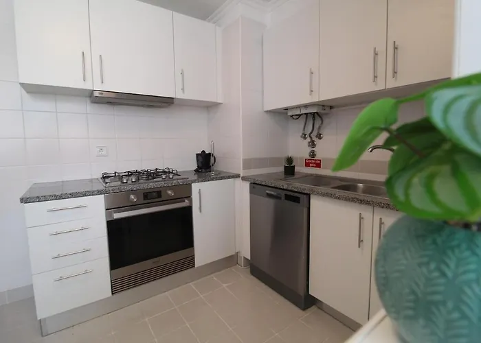 Aqua By Farmer's Market 아파트 푼샬